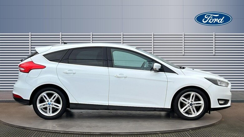 Ford Focus 1.0 EcoBoost 125 Zetec 5dr Petrol Hatchback